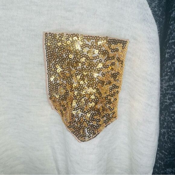 Twenty Second 22nd Long Sleeve Raglan Tee Gold Sequin Pocket Cream 10 / 11 - Picture 4 of 9